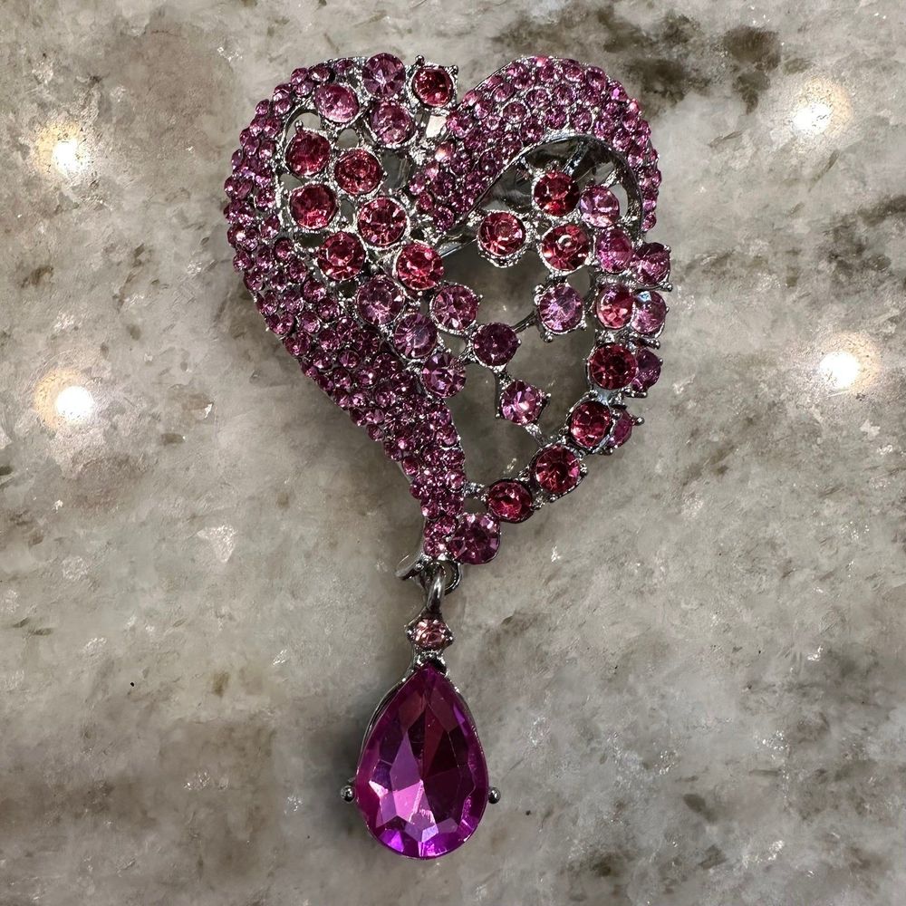 Large Pink Crystal Rhinestones Brooch Heart Pendant Pin Silver Tone
